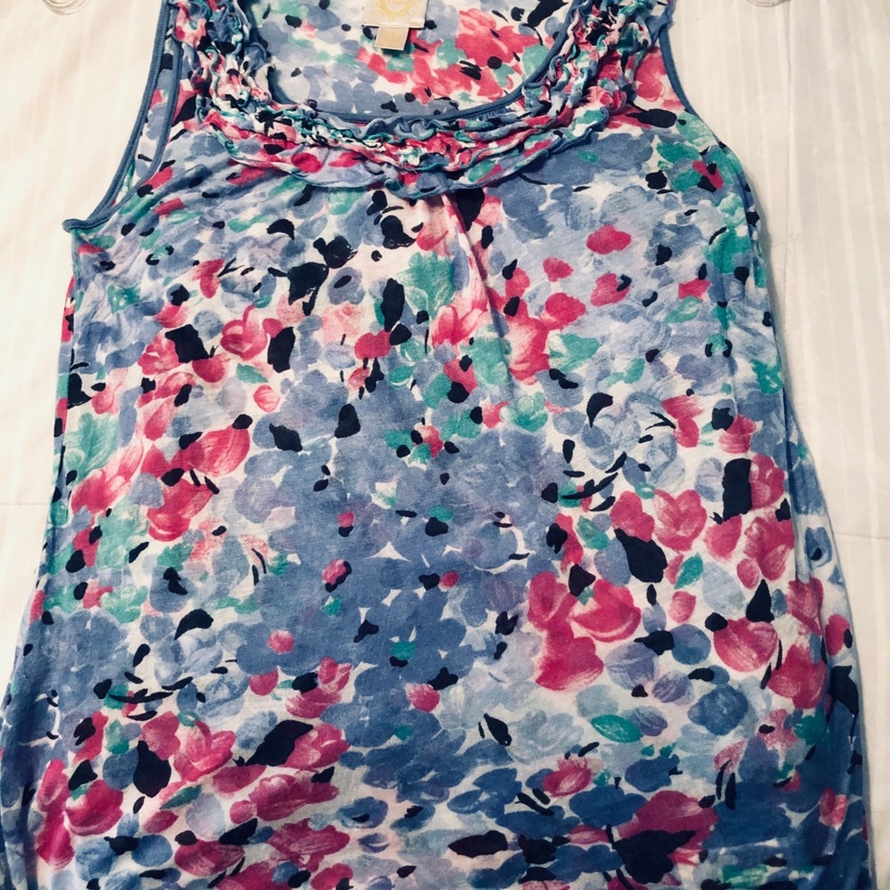 Ric Rac EUC sleeveless summer T-shirt
